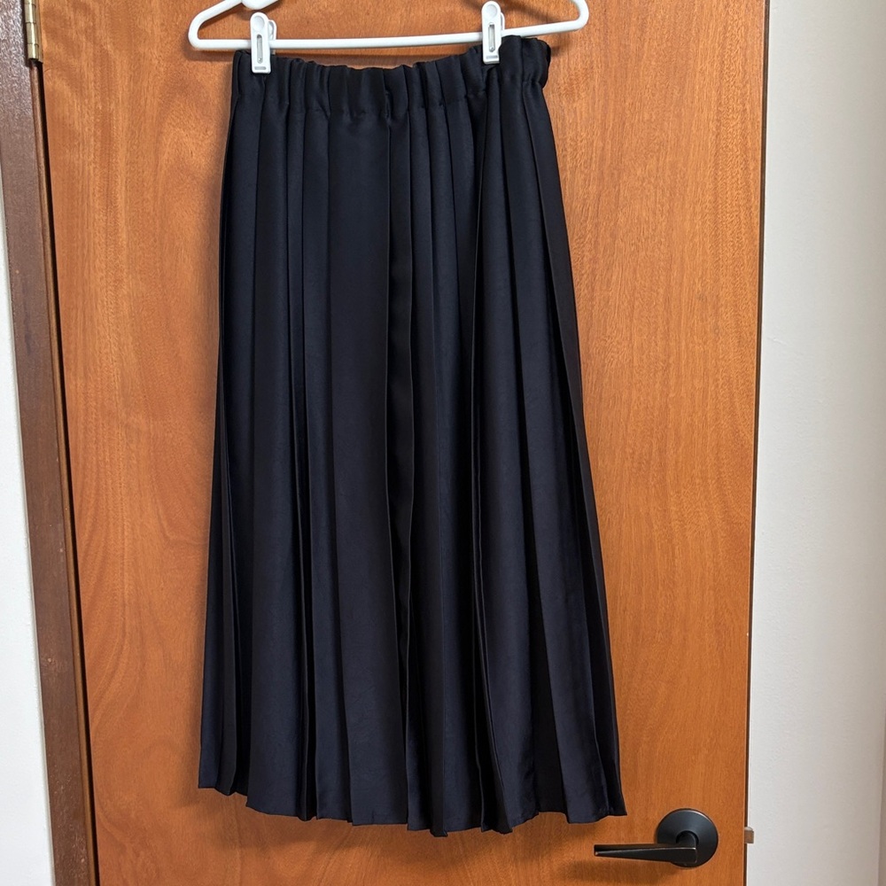 Tibi dark navy pleated midi skirt size xs